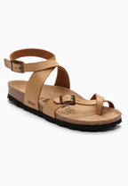 Kamelfarbene Sandalen „Mala“ mit Zehenriemen