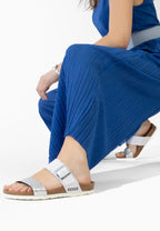 Perouse 2-Riemen-Sandalen in Schwarz und Neonpink